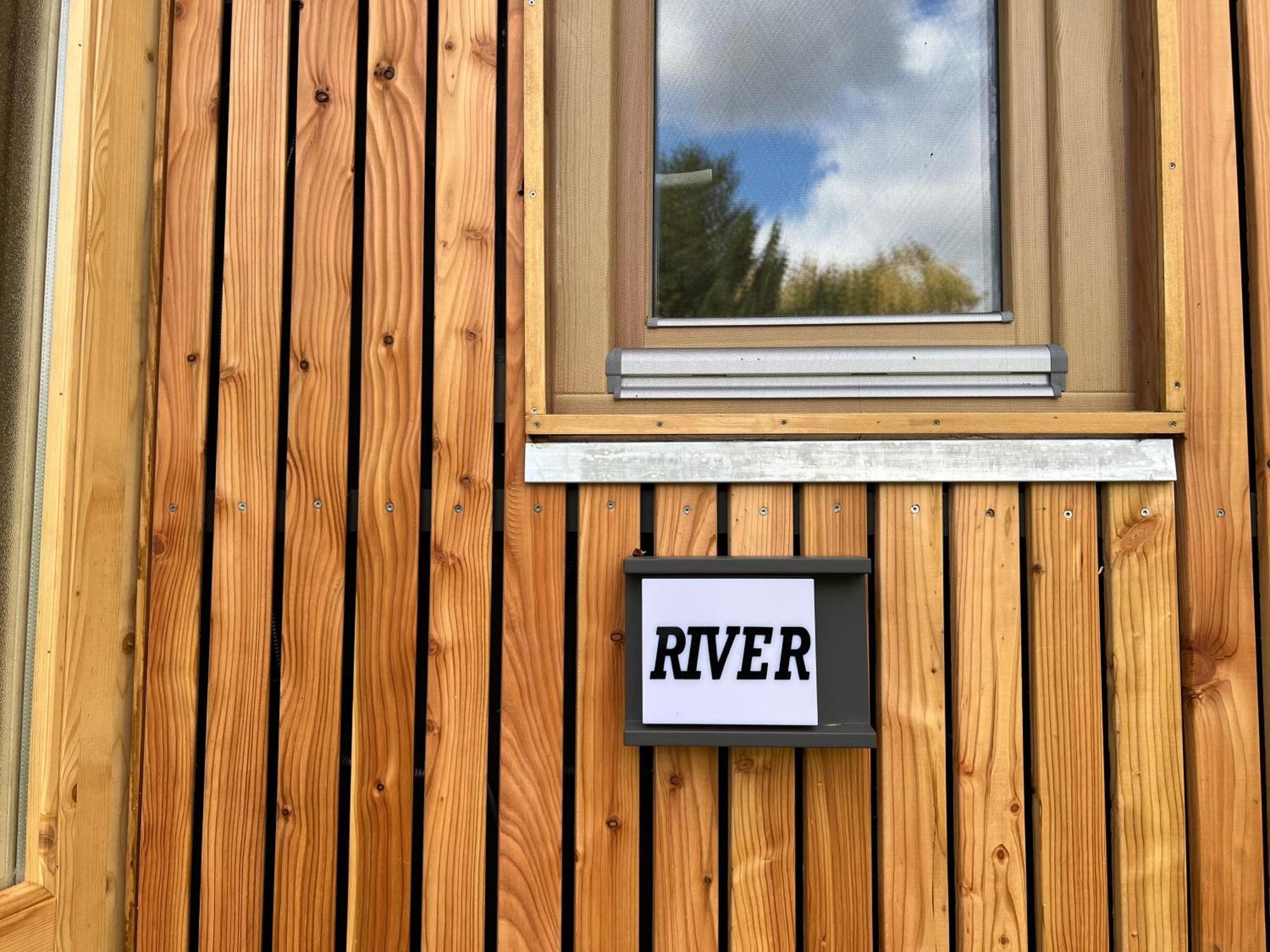 Apartment Wiesenhaus: Wohnen Im Tiny House Direkt Am Rhein Köln